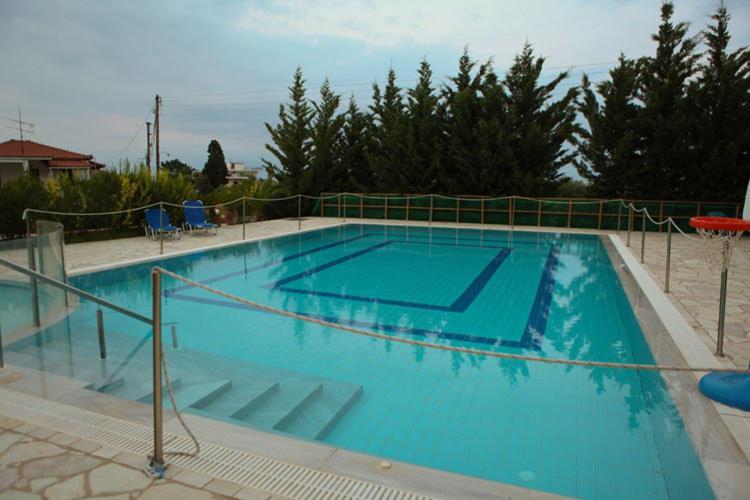 Il Villaggio Храни Экстерьер фото