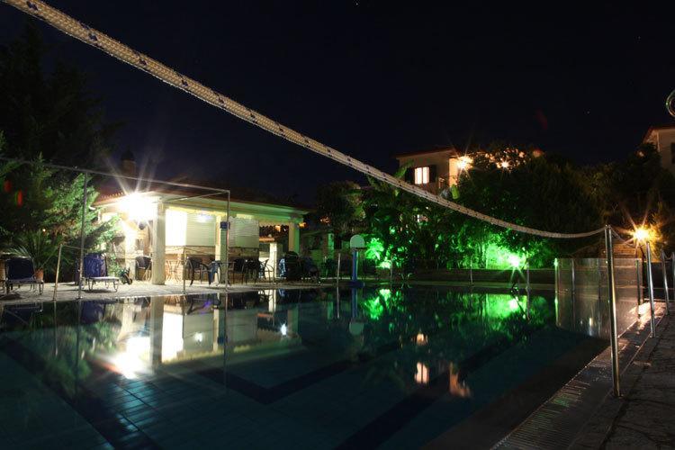Il Villaggio Храни Экстерьер фото